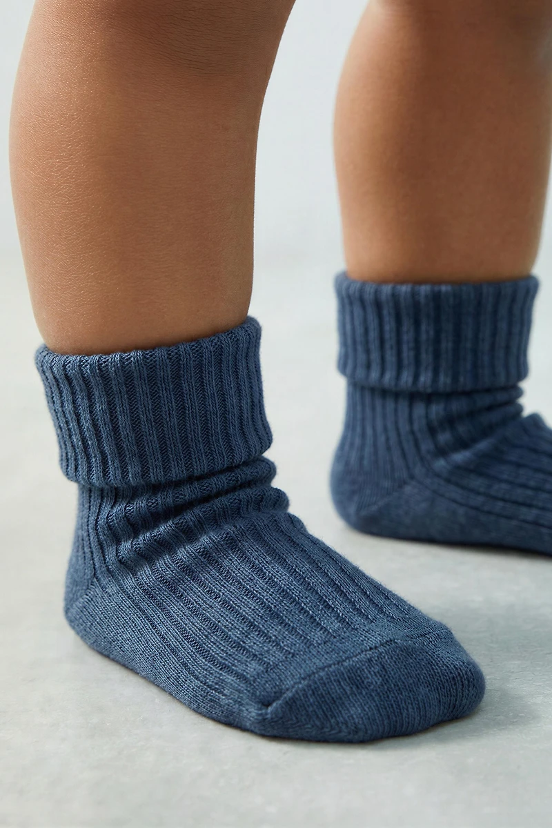 FOUR-PACK OF COLOR SOCKS