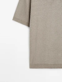 Polo en maille à col V texturé