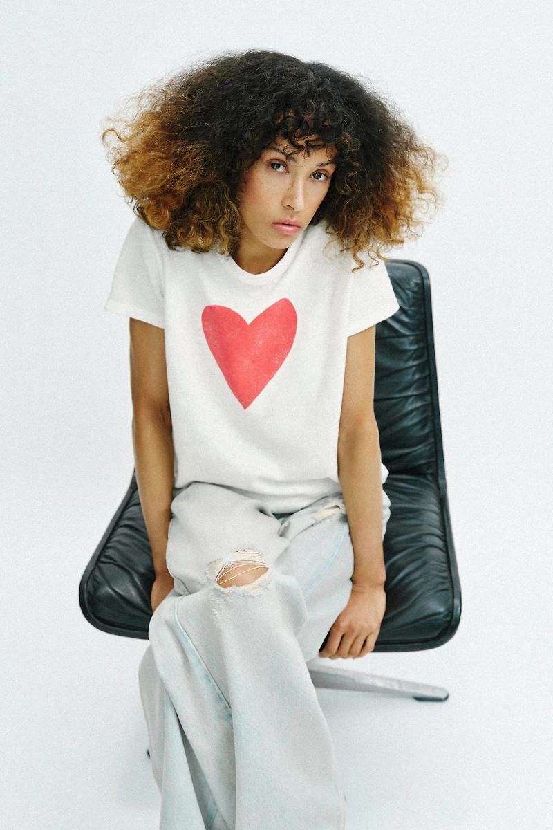 T-SHIRT CŒUR MANCHES COURTES