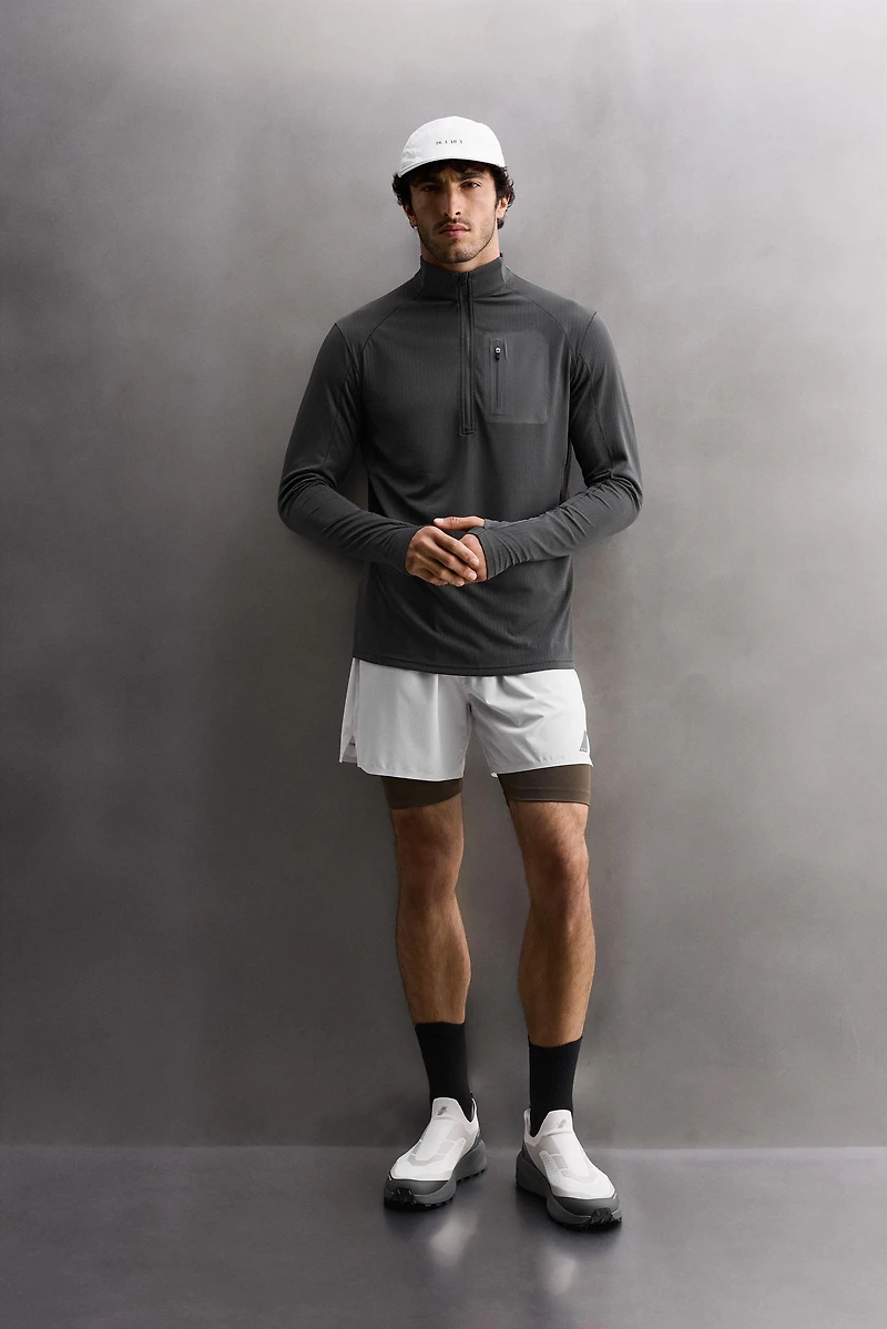 TECHNICAL QUARTER-ZIP SHIRT
