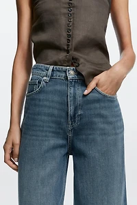 Relaxed wide-leg jeans