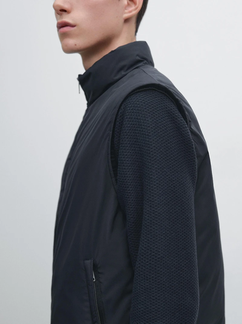 Veste sans manches ultralégère et déperlante en duvet mélangé