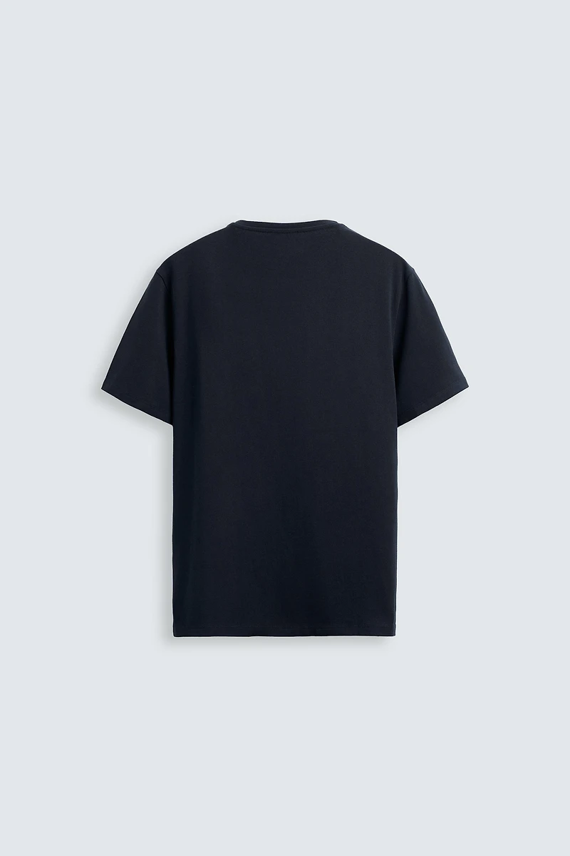 BASIC SLIM FIT T-SHIRT