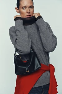 MINI BUCKET BAG WITH BEAD DETAIL