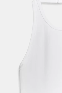 RIBBED HALTER TOP