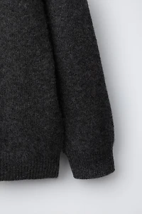 100% CASHMERE SWEATER