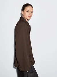 Textured raglan sleeve shirt