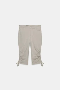 GATHERED CAPRI PANTS