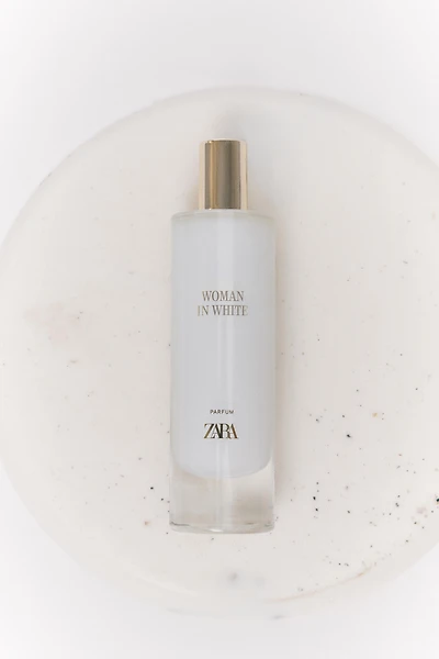 WOMAN IN WHITE PARFUM 80 ML (2.72 FL. OZ).