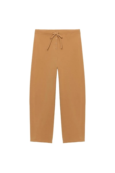 INTERLOCK CAPRI PANTS