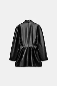FITTED FAUX LEATHER BLAZER
