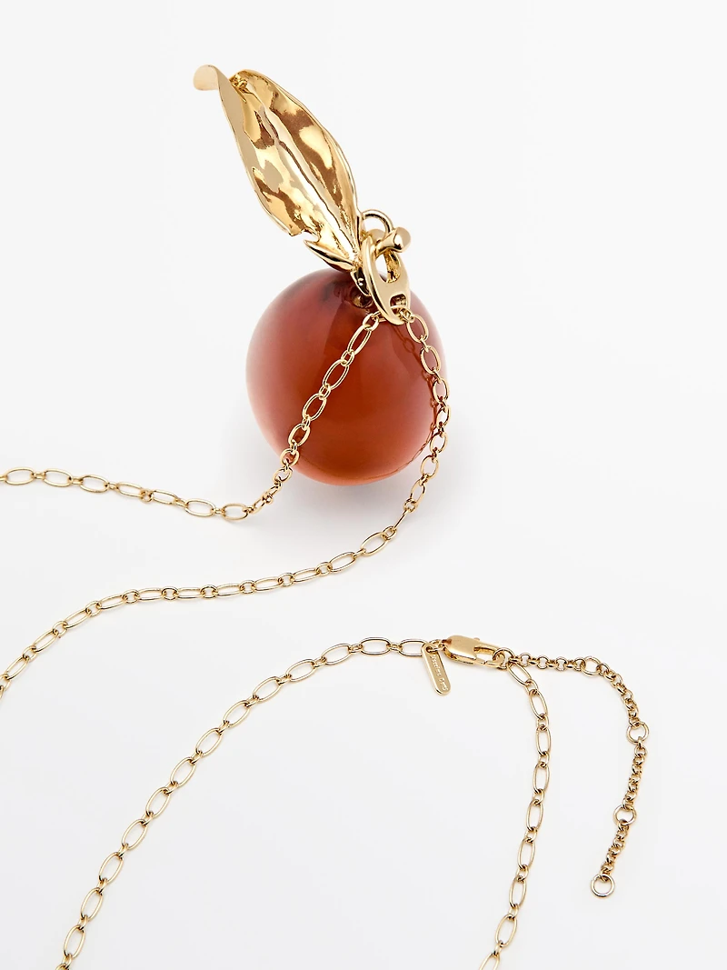 Chain necklace with glass piece