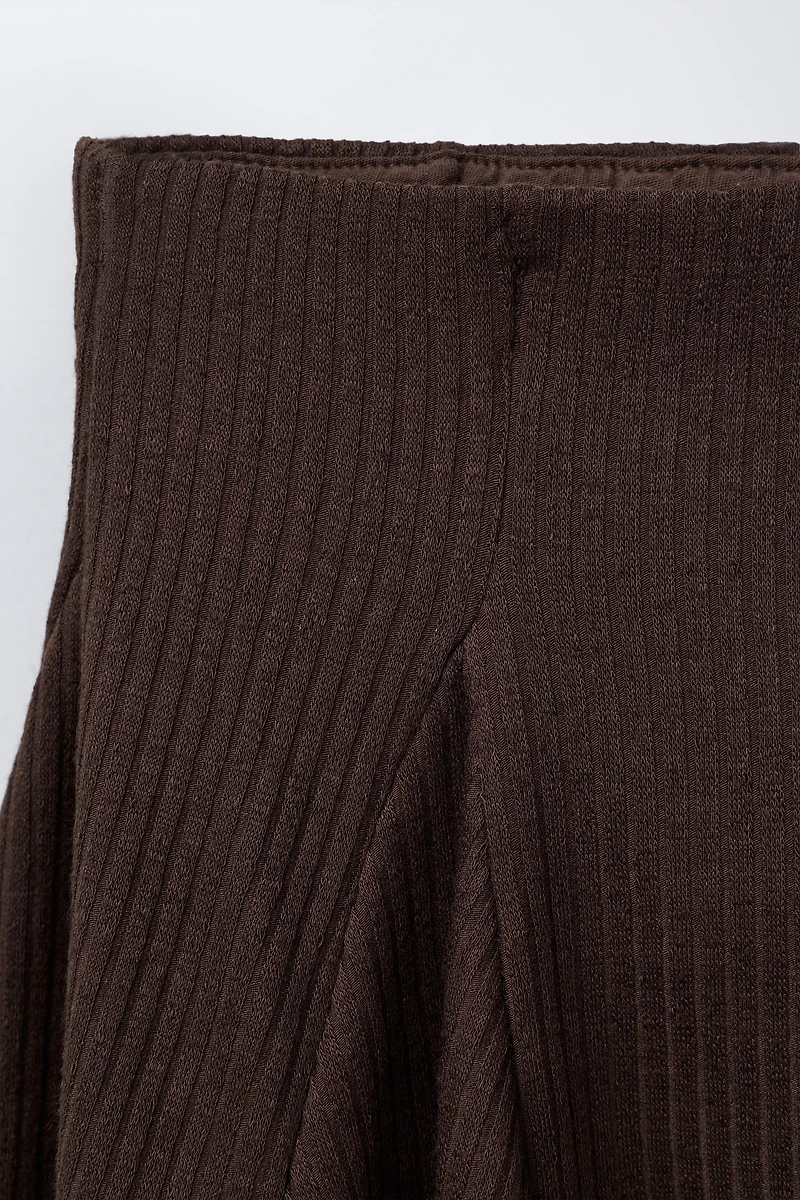 RIBBED RUFFLE SKORT
