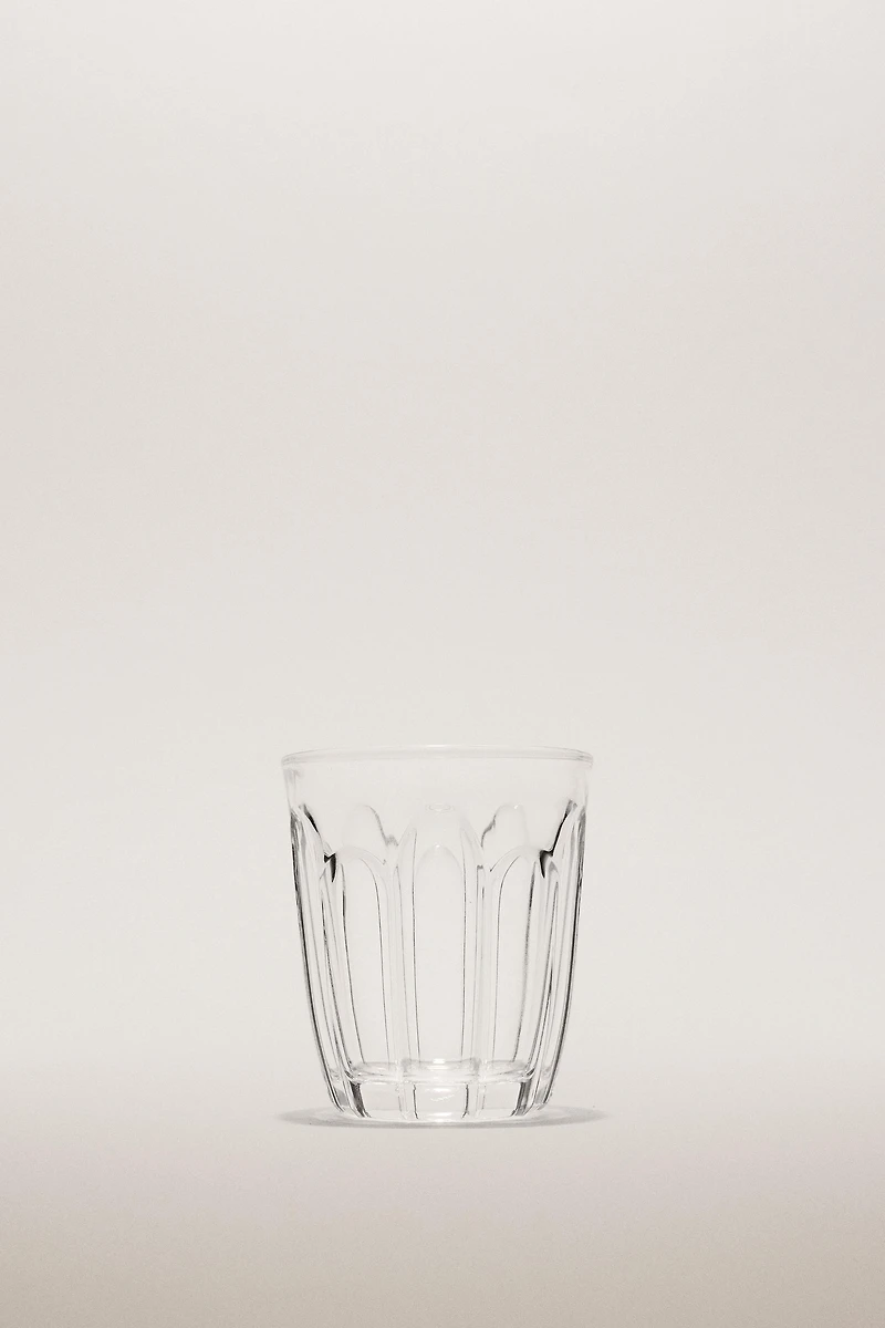 COFFEE TUMBLER WITH RAISED DESIGN
