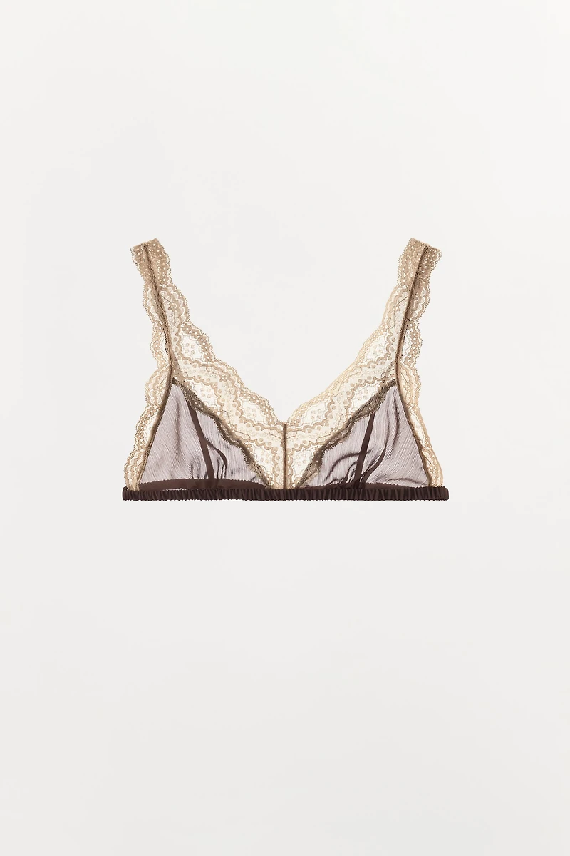 CONTRAST LACE TRIANGLE BRA