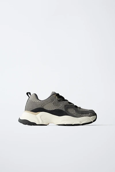 PIECED SNEAKERS
