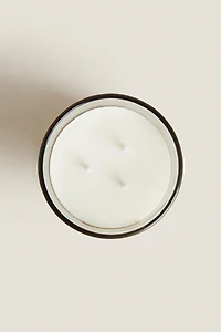 (620 G) ABSOLUTE LINEN SCENTED CANDLE