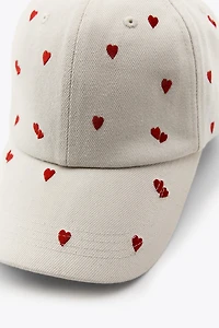 TWILL CAP WITH EMBROIDERED HEARTS