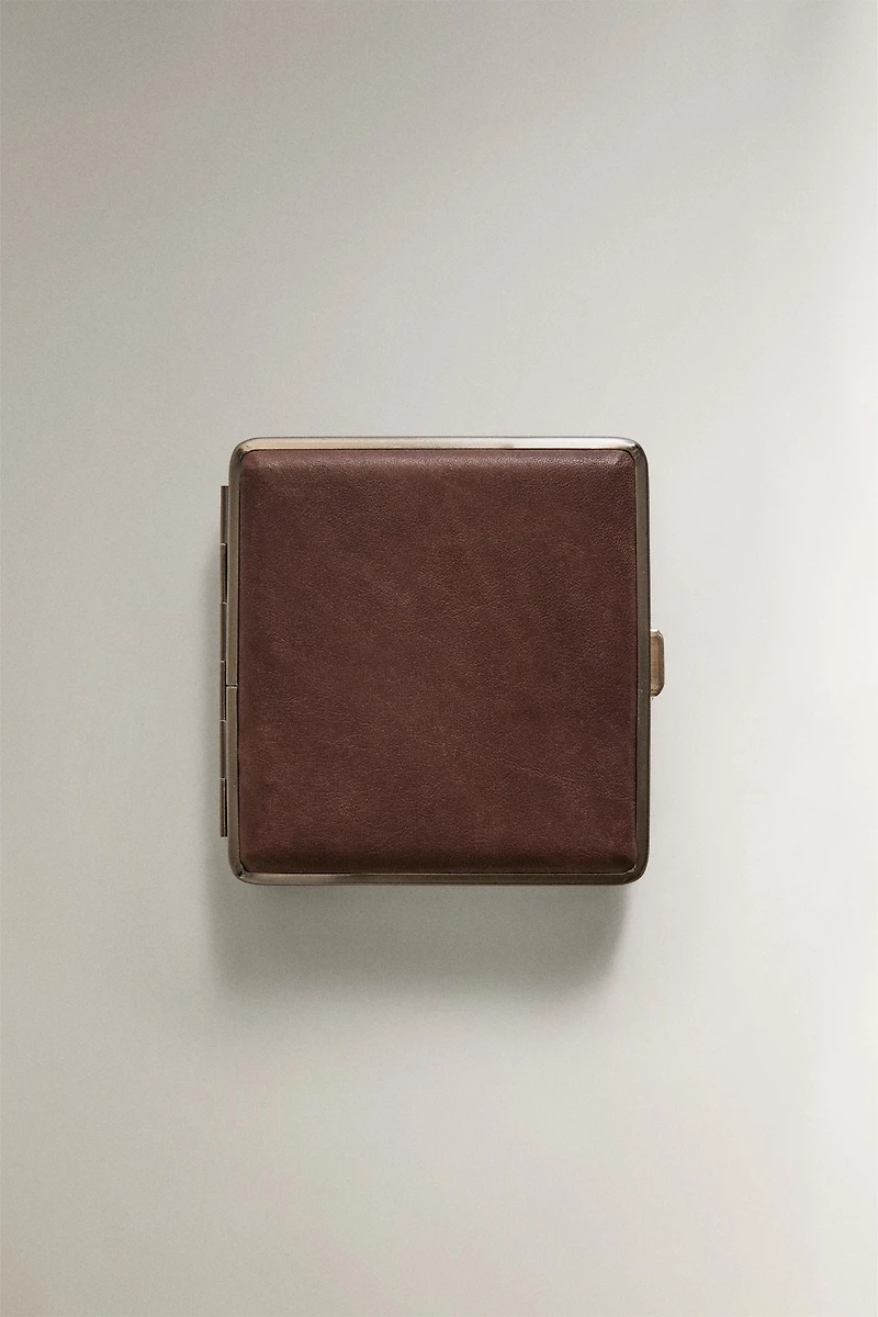 BROWN LEATHER CIGARETTE CASE