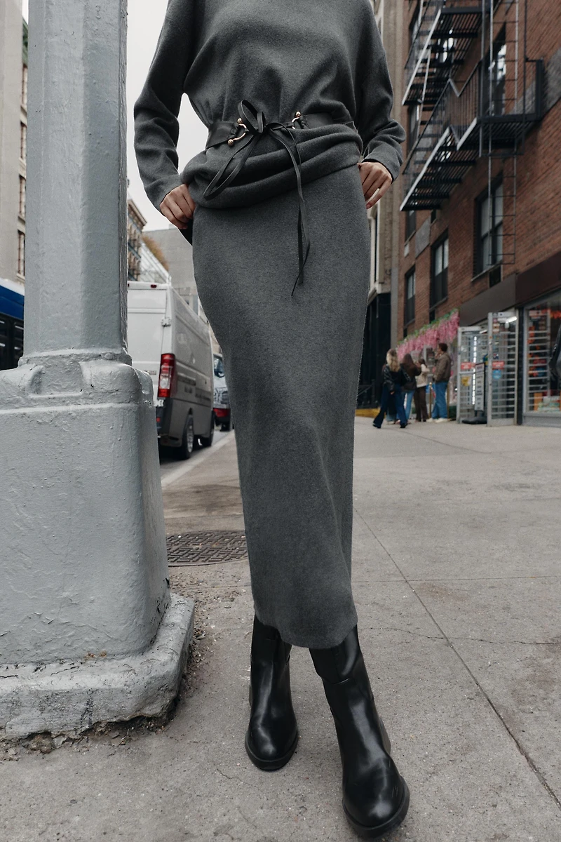 JUPE MI-LONGUE EN MAILLETTE LISSE TOUCHER DOUX