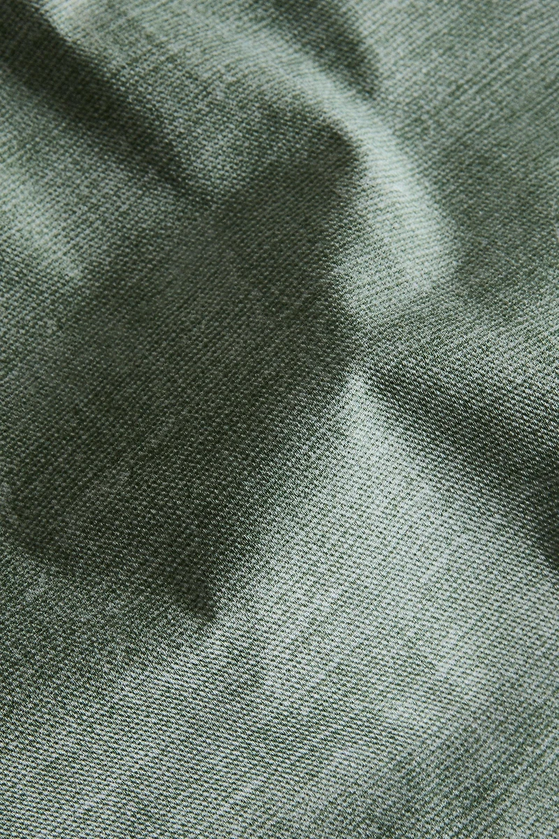 RESIN-COATED OVERLOCK PLACEMAT