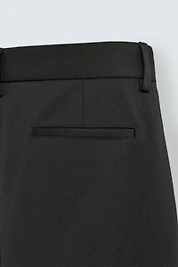PLEATED WIDE FIT PANTS