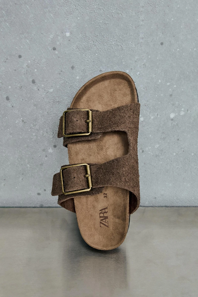 STORIEZ - LEATHER BUCKLE SANDALS