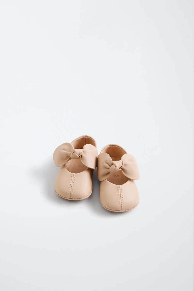 LEATHER BOW BALLET FLATS
