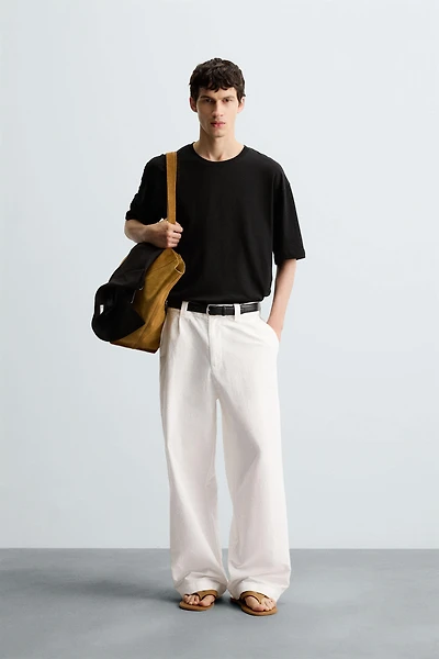 CONTRAST EMBROIDERY T-SHIRT
