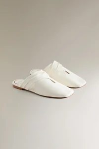 CROSSOVER LEATHER MULES
