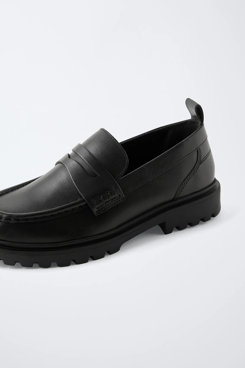 LEATHER SCHOOL SHOES