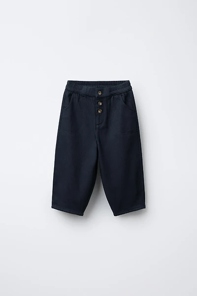 PANTALON DOUX AU TOUCHER AVEC BOUTONS