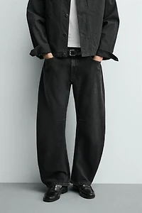 RELAXED BARREL FIT JEANS