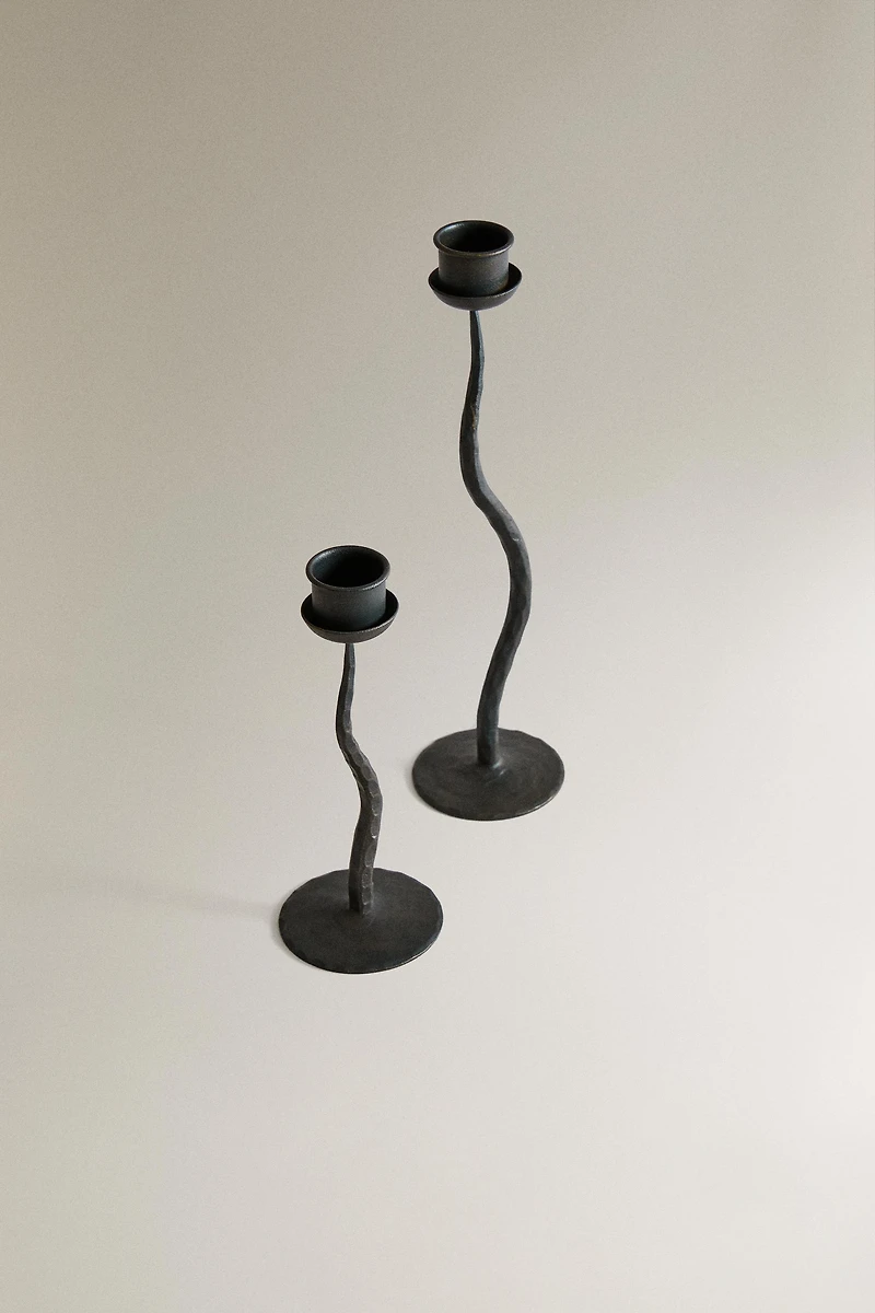 WAVY IRON CANDLESTICK