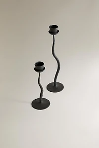 WAVY IRON CANDLESTICK