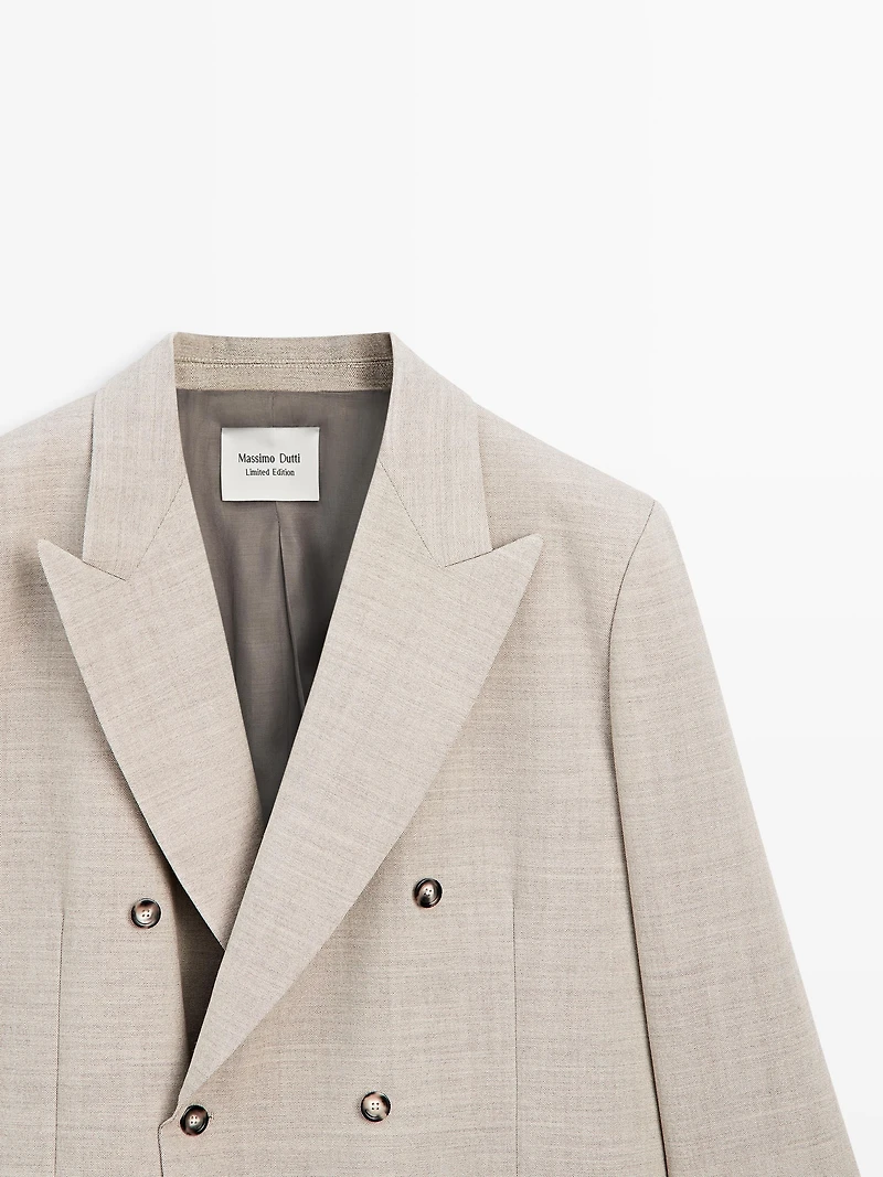 Long 100% wool double-breasted blazer