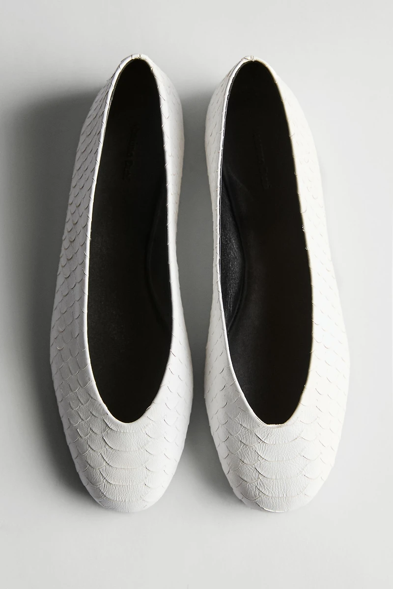 Ballerine détail cuir