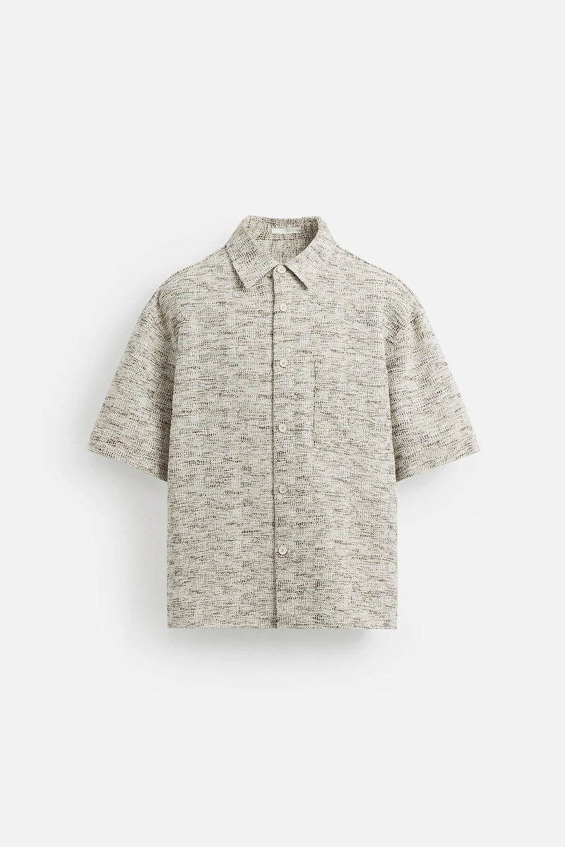 CONTRAST TEXTURE OVERSHIRT