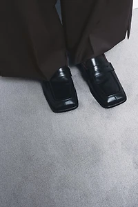 MOCASSINS EN CUIR ÉDITION LIMITÉE