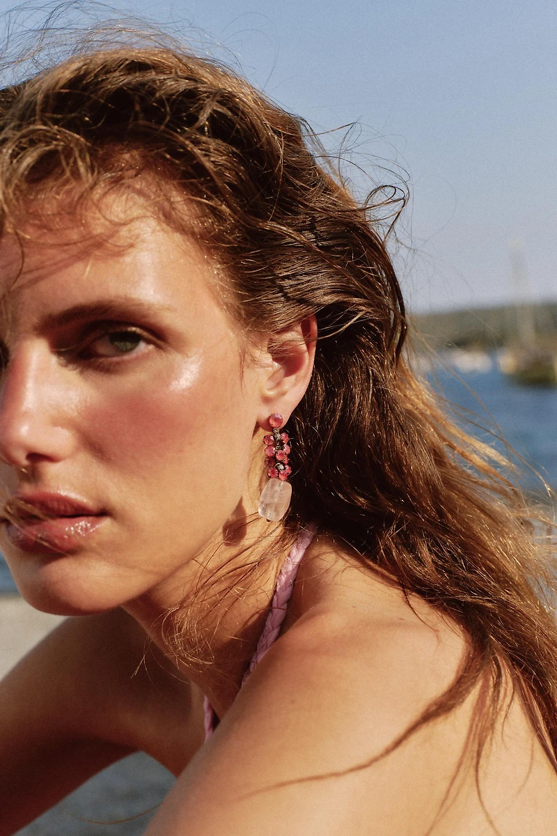 BOUCLES D'OREILLES BRILLANTES AVEC PIERRE