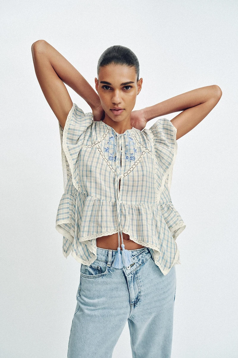 EMBROIDERED PLAID LACE INSERT TOP