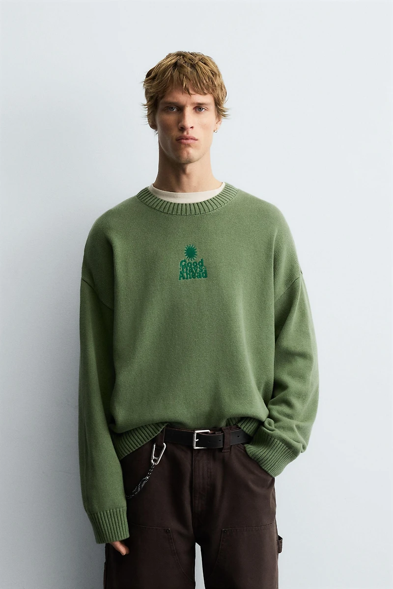 PRINTED BOXY FIT SWEATER