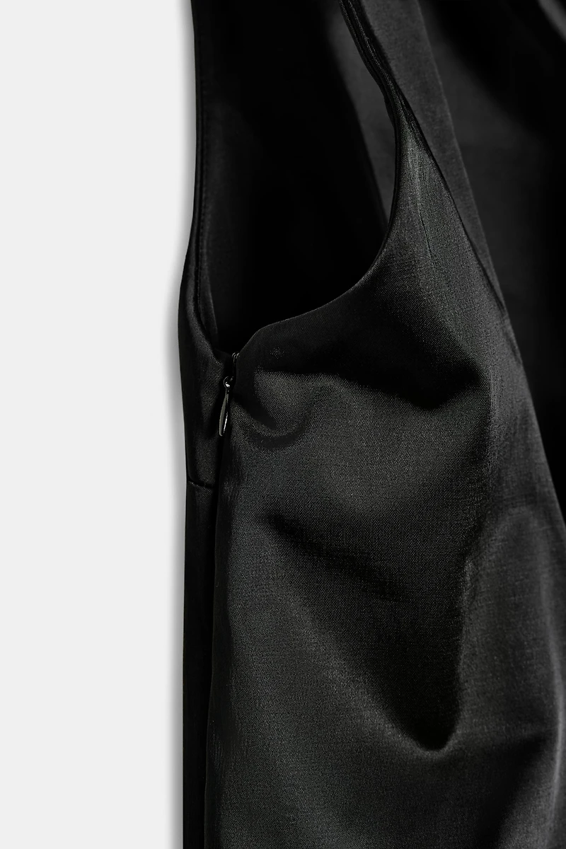 TOP SATINÉ SANS MANCHES ZW COLLECTION