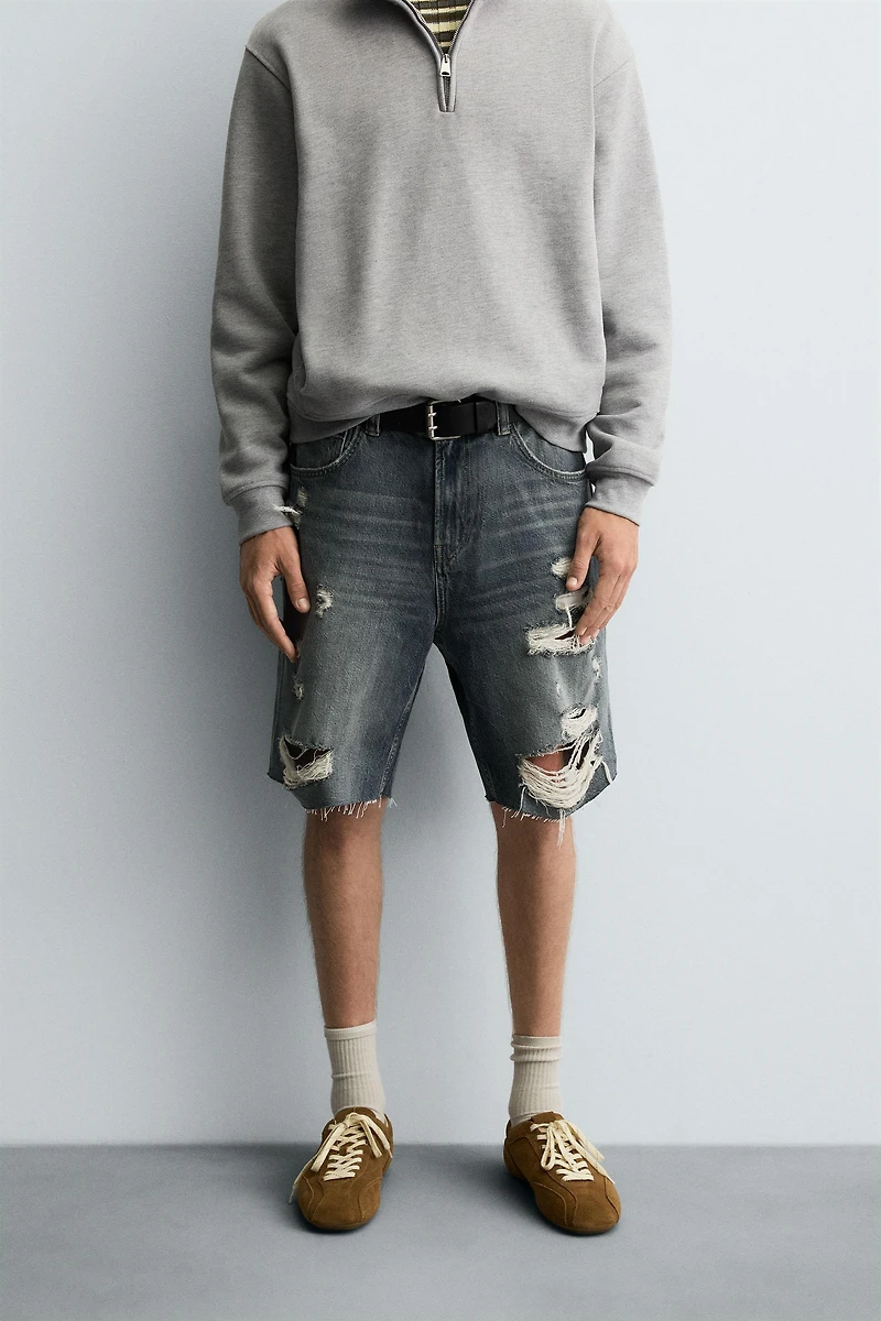 BERMUDA EN DENIM DÉCHIRÉ