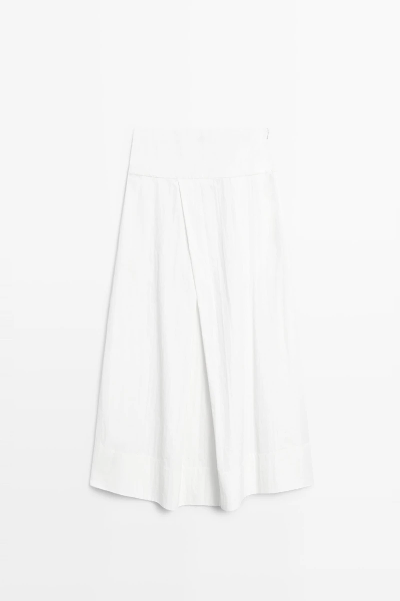 Midi skirt with yoke and pleated detail