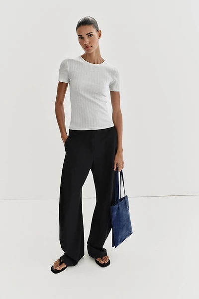 METALLIC THREAD RIB KNIT TOP