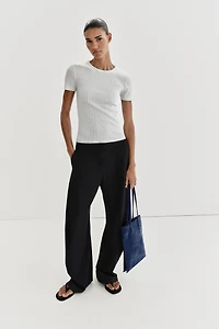 METALLIC THREAD RIB KNIT TOP
