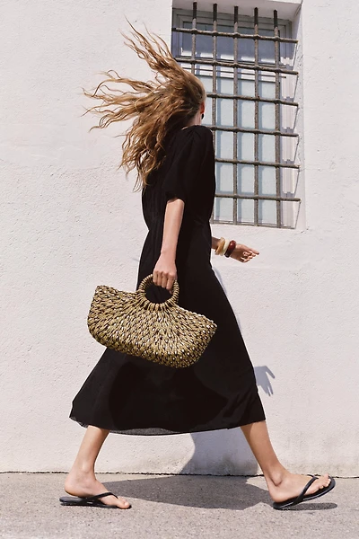 WOVEN HANDBAG