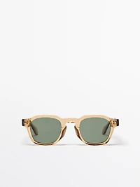 Lunettes de soleil géométriques