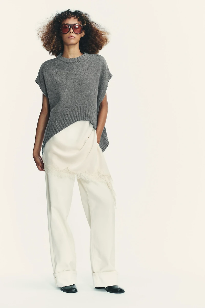 GILET AVEC LAINE OVERSIZE À OURLET ASYMÉTRIQUE